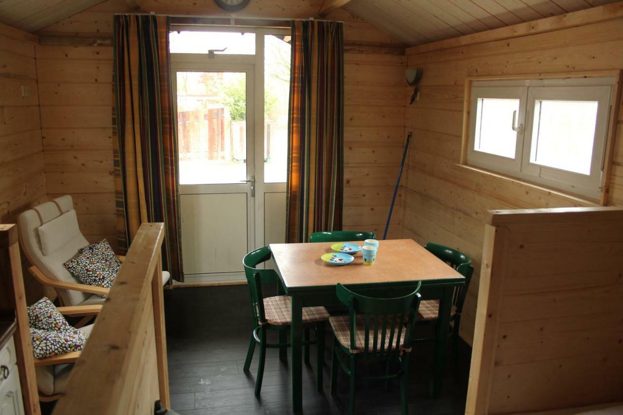 Chalet - Camping 'T Dekske Wintelre 외부 사진