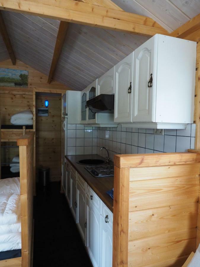 Chalet - Camping 'T Dekske Wintelre 외부 사진