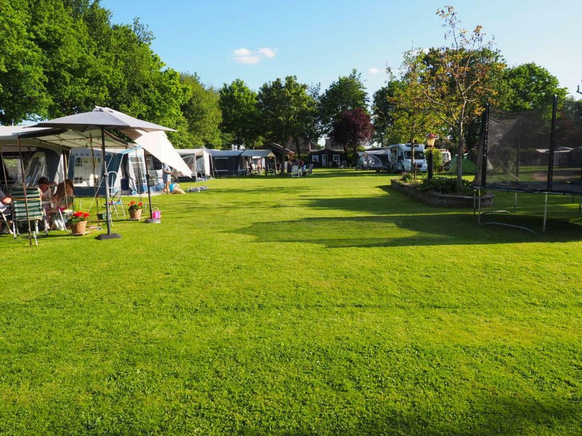 Chalet - Camping 'T Dekske Wintelre 외부 사진