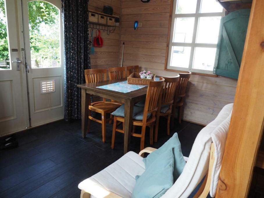 Chalet - Camping 'T Dekske Wintelre 외부 사진